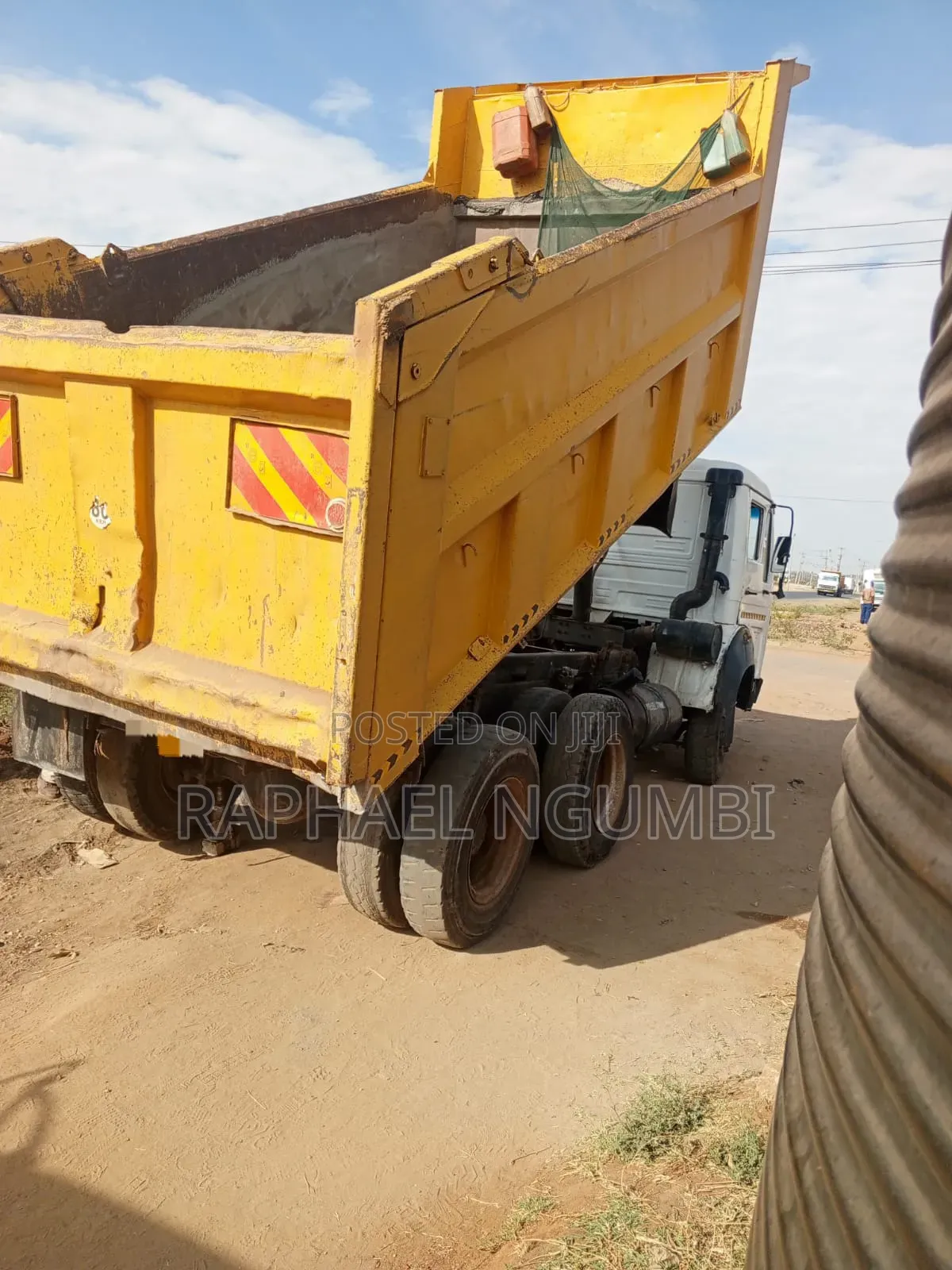 Kby Tata Tipper