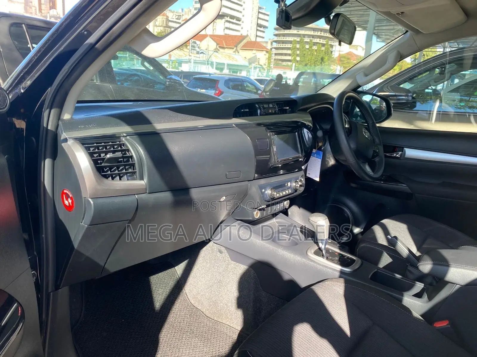 Toyota Hilux 2019 Black
