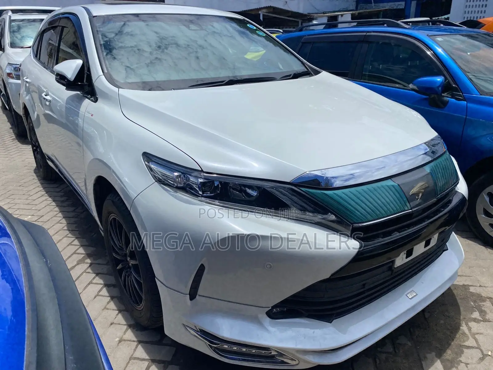 Toyota Harrier 2018 White