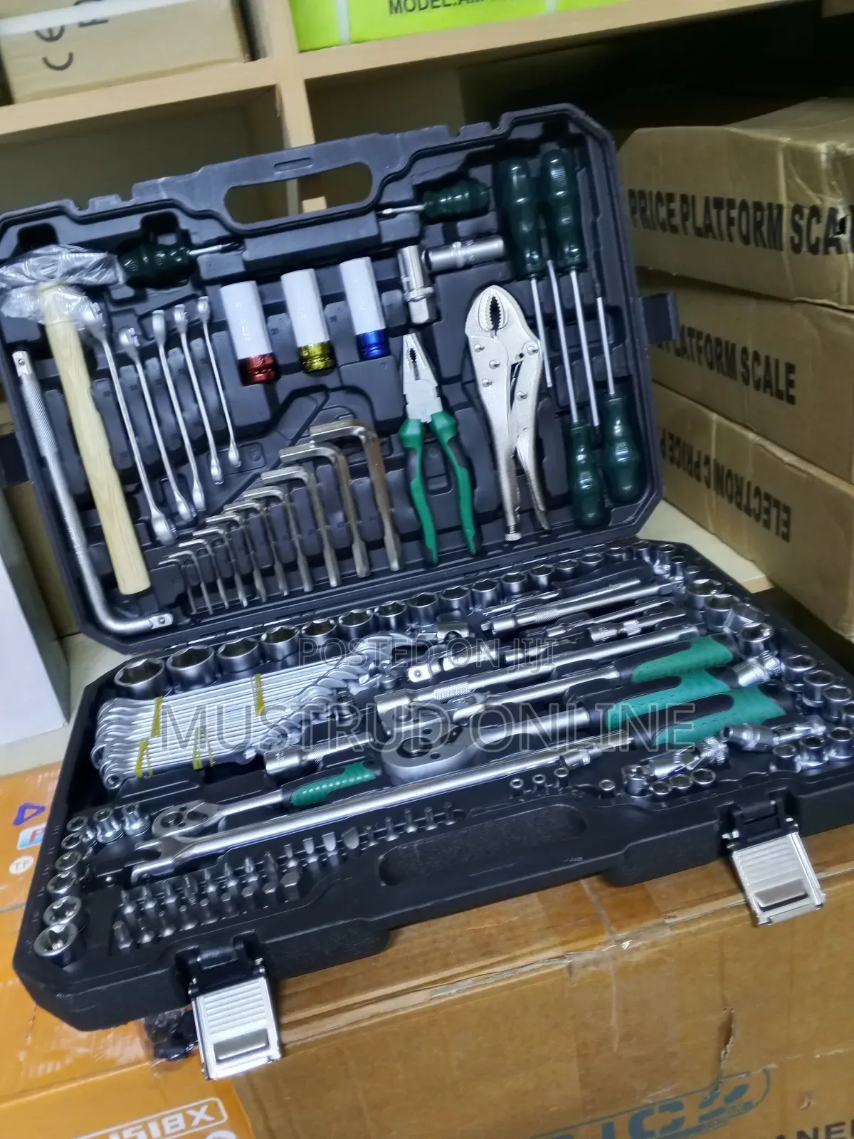 142 +2 Boss Force Socket Set