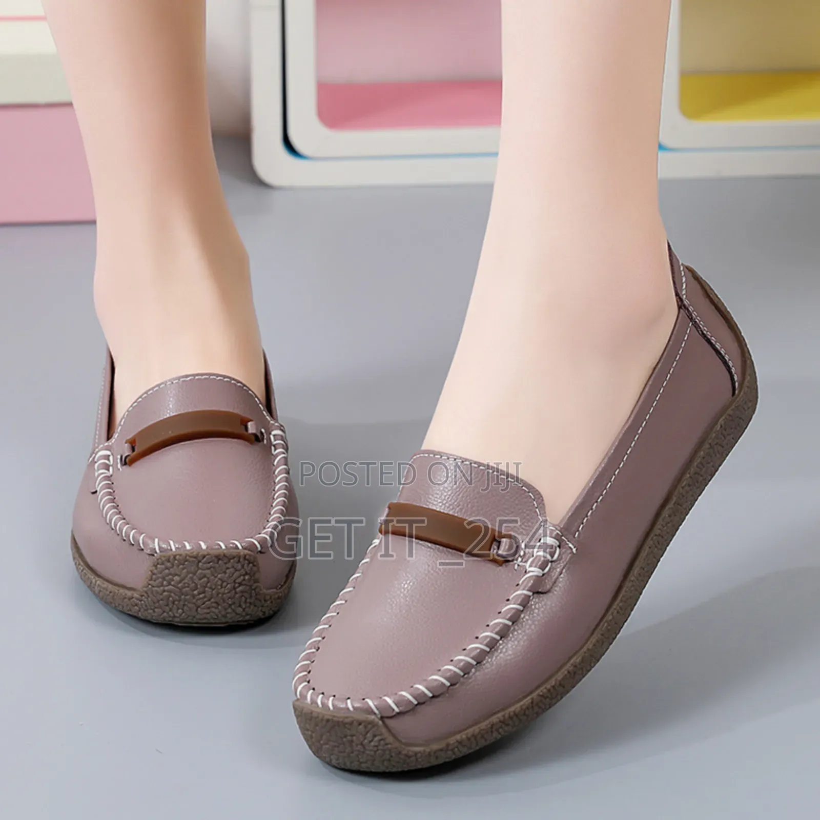 *Ladies Leather Loafers*
*Sizes 37,40,41,42,43,44*