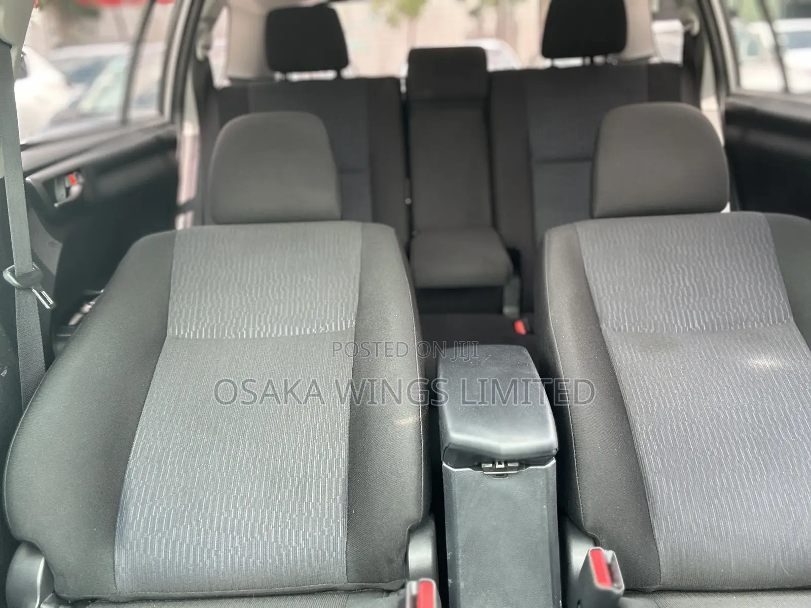 Toyota Corolla Fielder 1.5 Hybrid FWD 2018 Silver