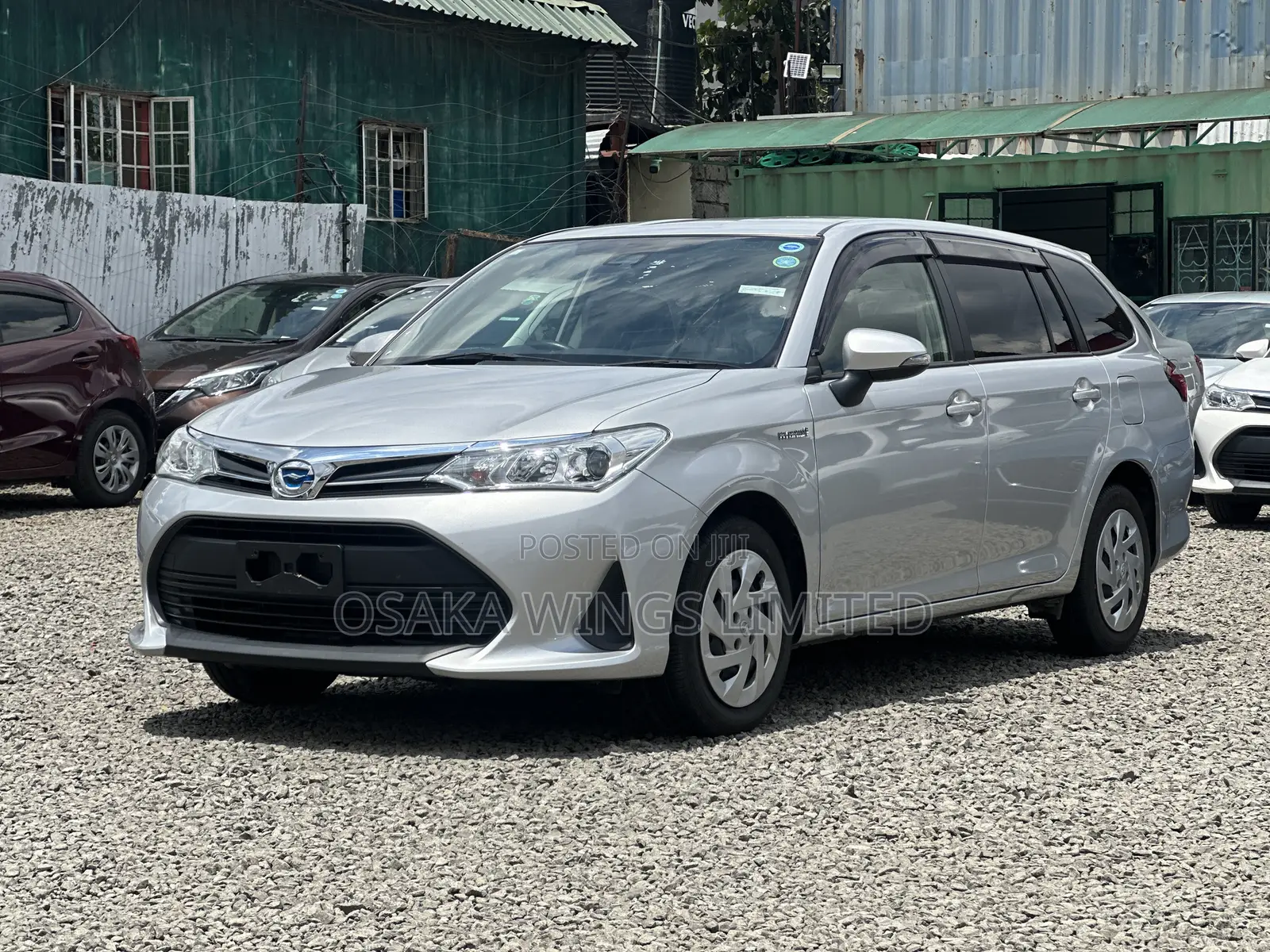Toyota Corolla Fielder 1.5 Hybrid FWD 2018 Silver