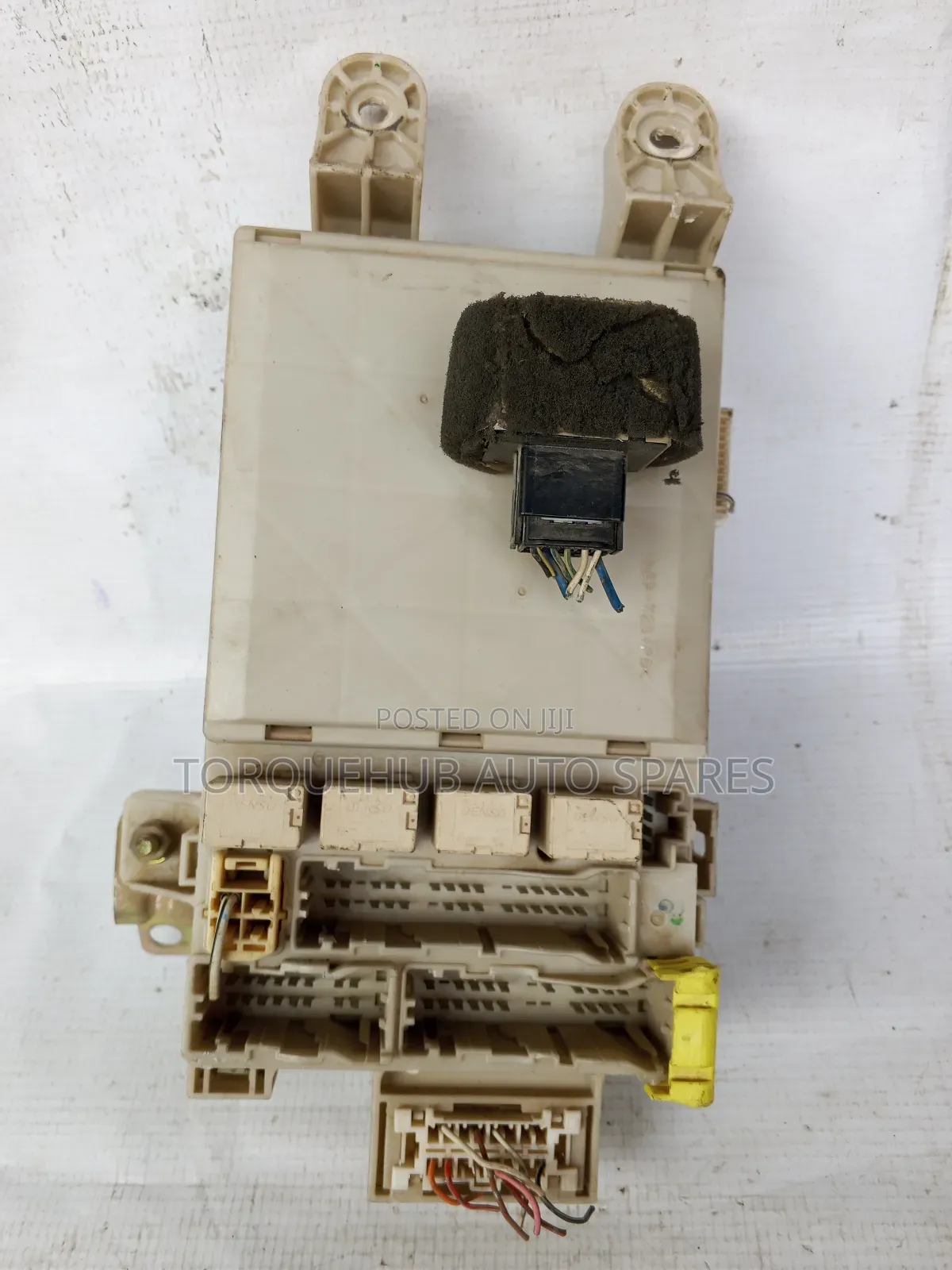 Toyota Land Cruiser Prado J120 Fusebox