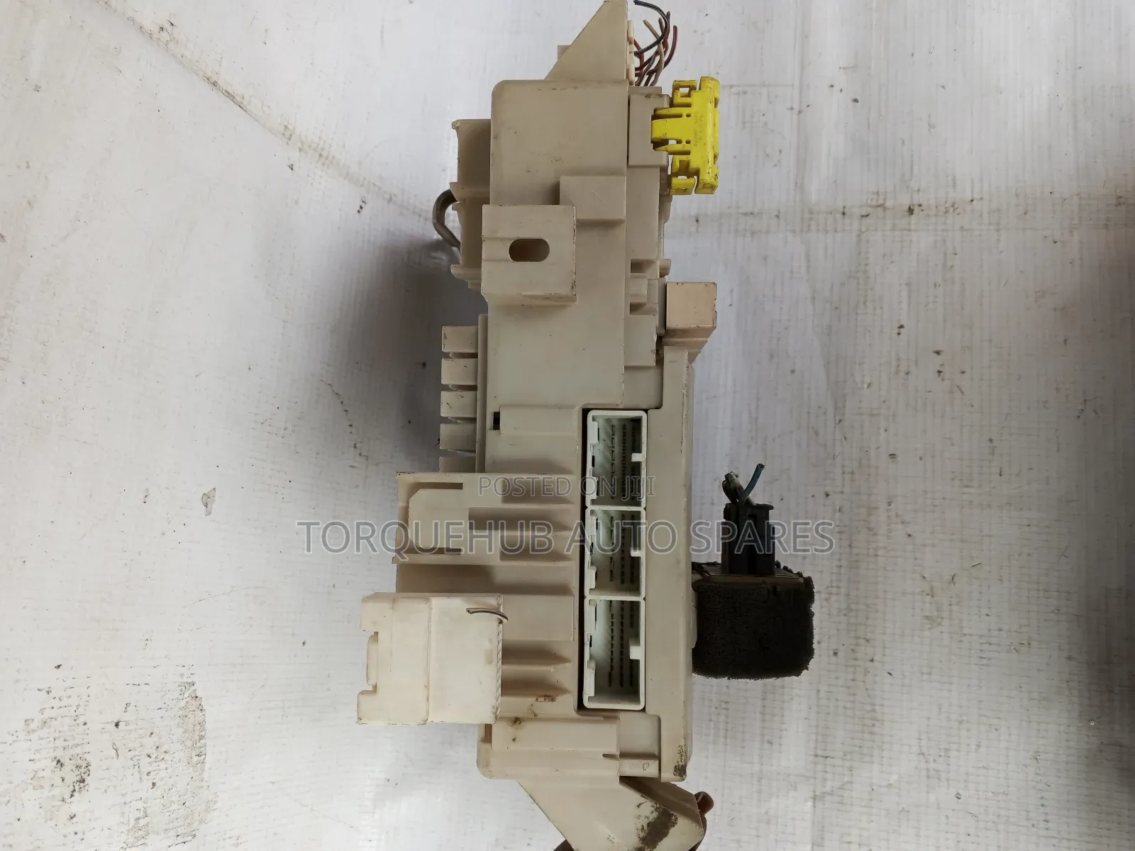 Toyota Land Cruiser Prado J120 Fusebox