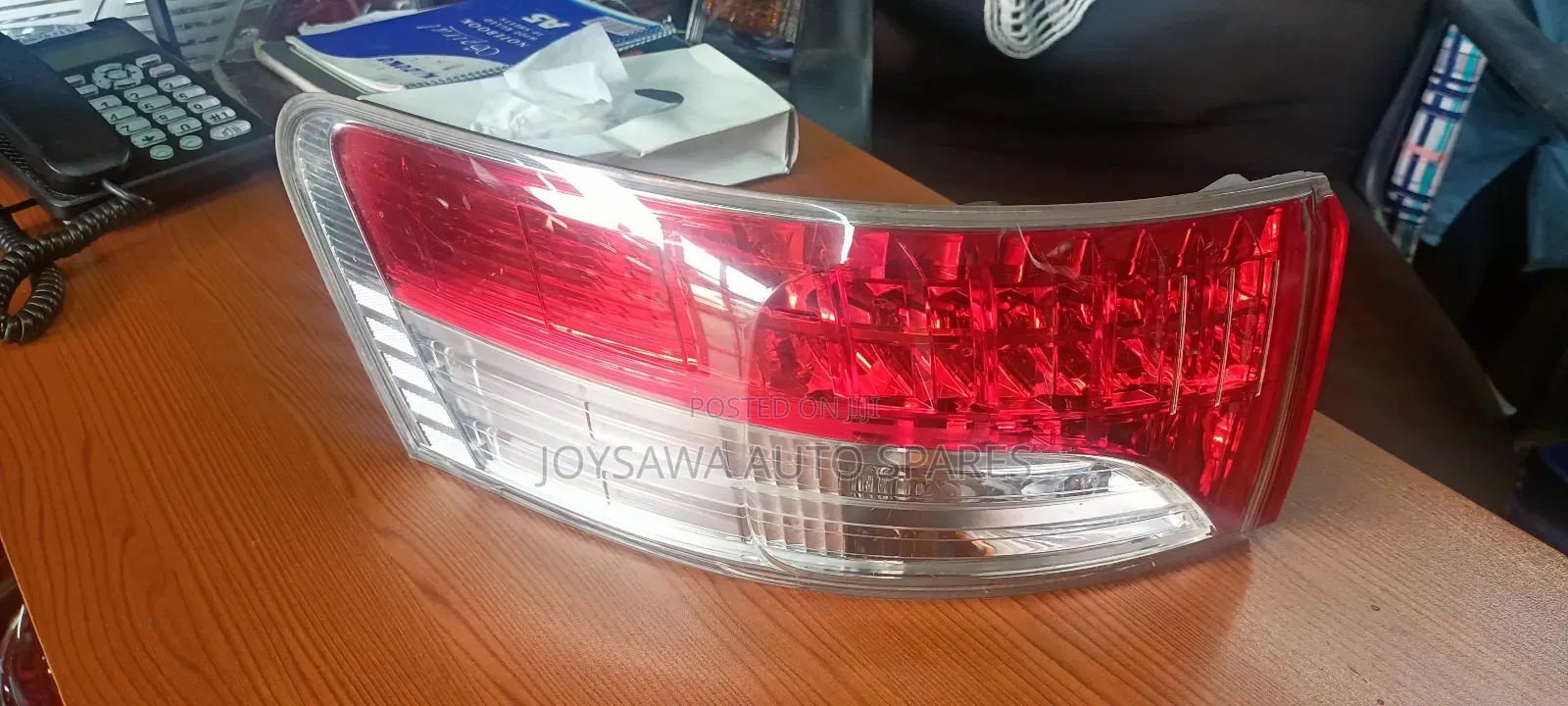 Toyota Avensis 2012 Taillight