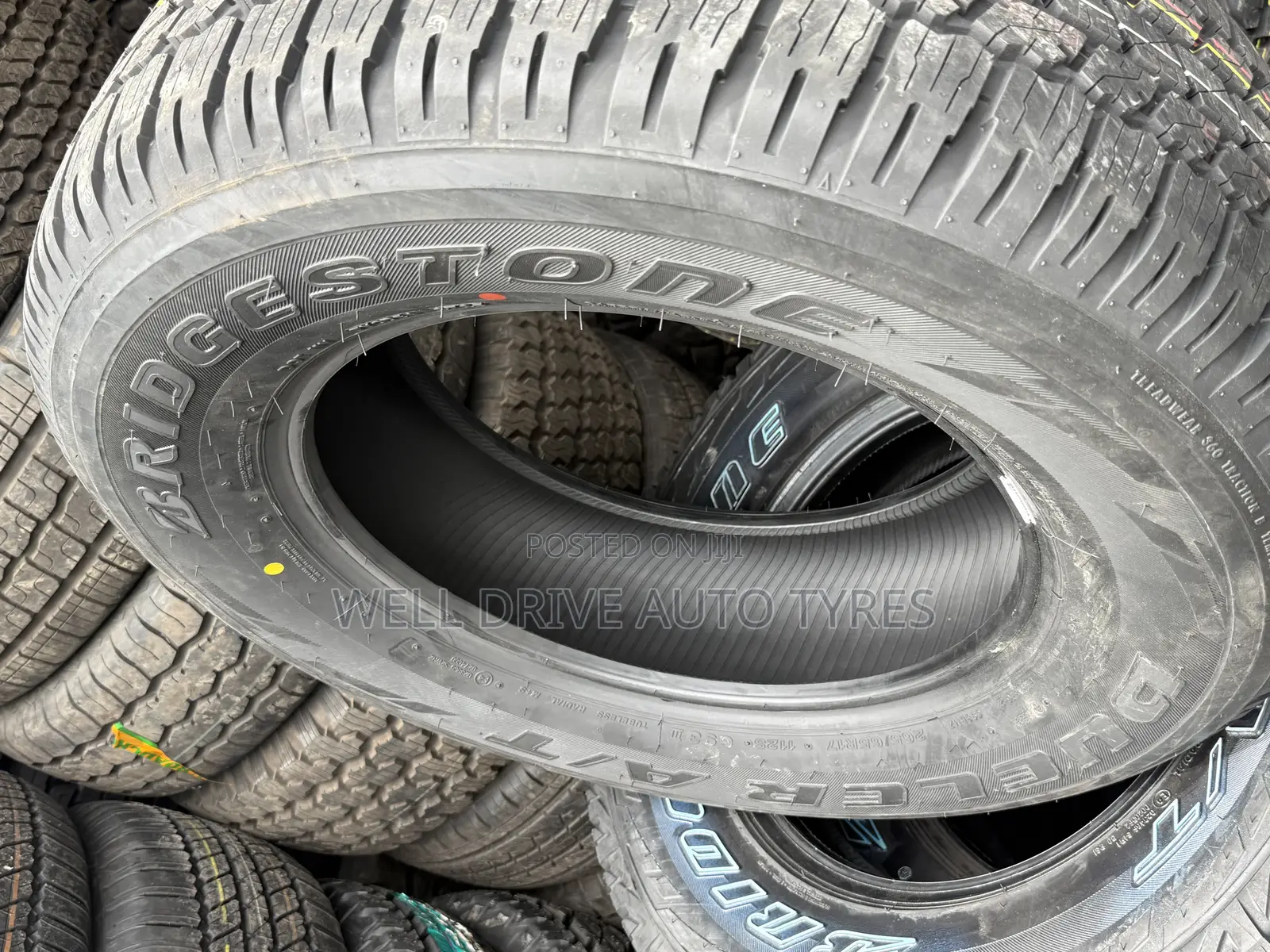 265/65r17 Bridgestone D693