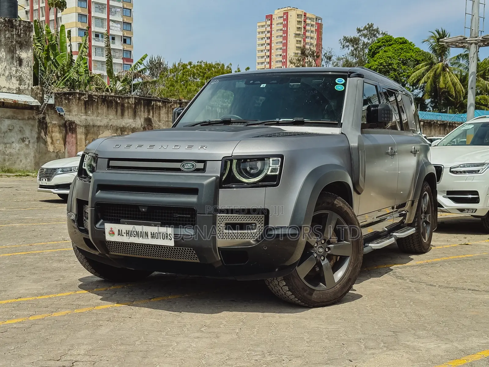 Land Rover Defender 2022 Gray