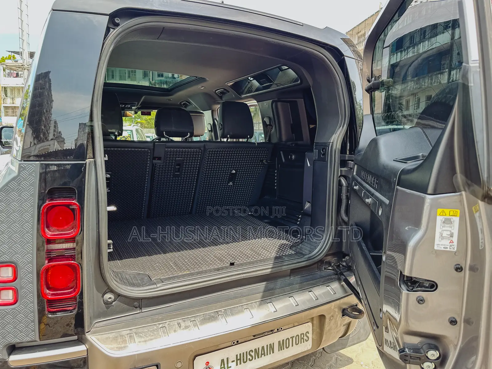 Land Rover Defender 2022 Gray