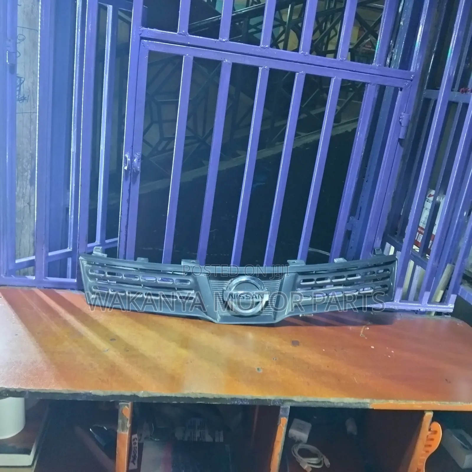 Nissan Wingroad Y12 Grille, Clean Ex Japan Motor Parts