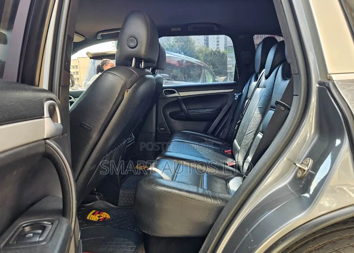 Porsche Cayenne 3.6 V6 Automatic 2007 Gray