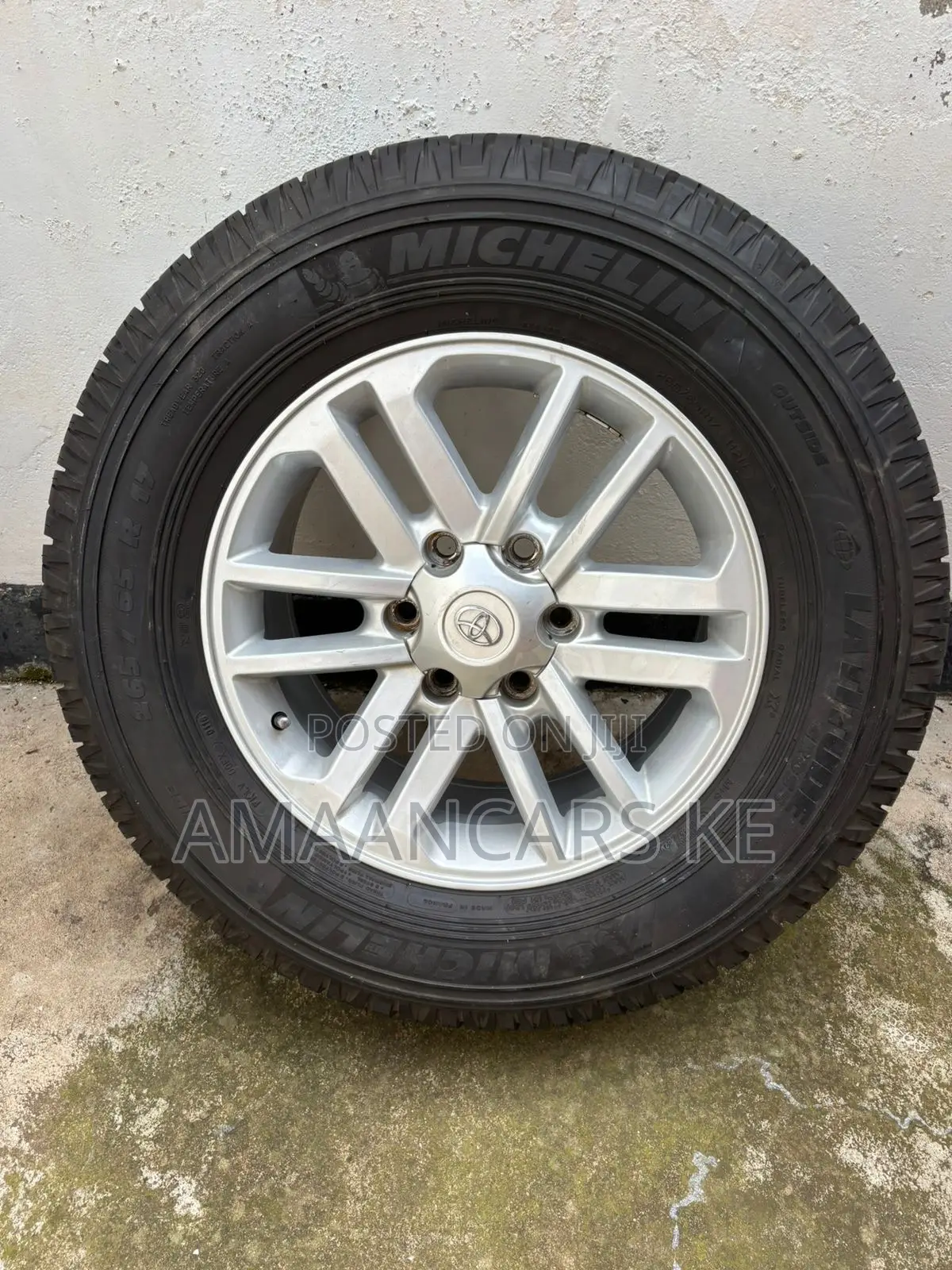 Toyota Hilux Size 17 Rims With Michellin Tyres