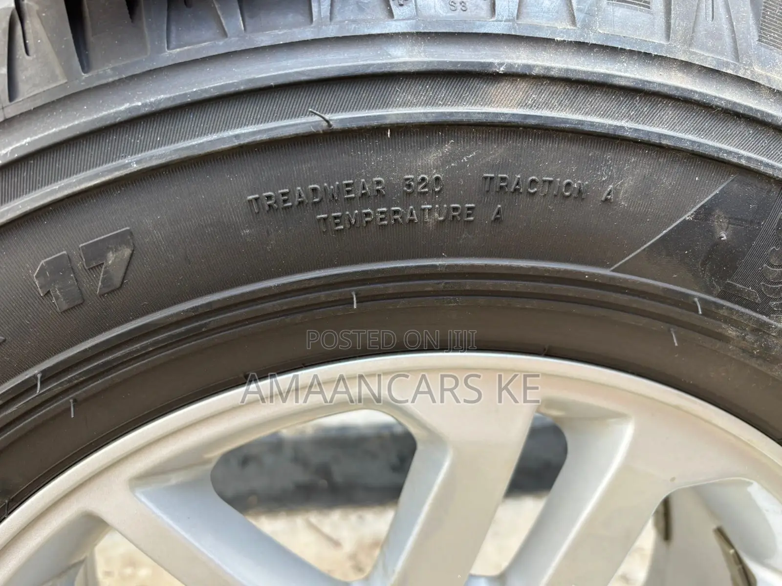 Toyota Hilux Size 17 Rims With Michellin Tyres