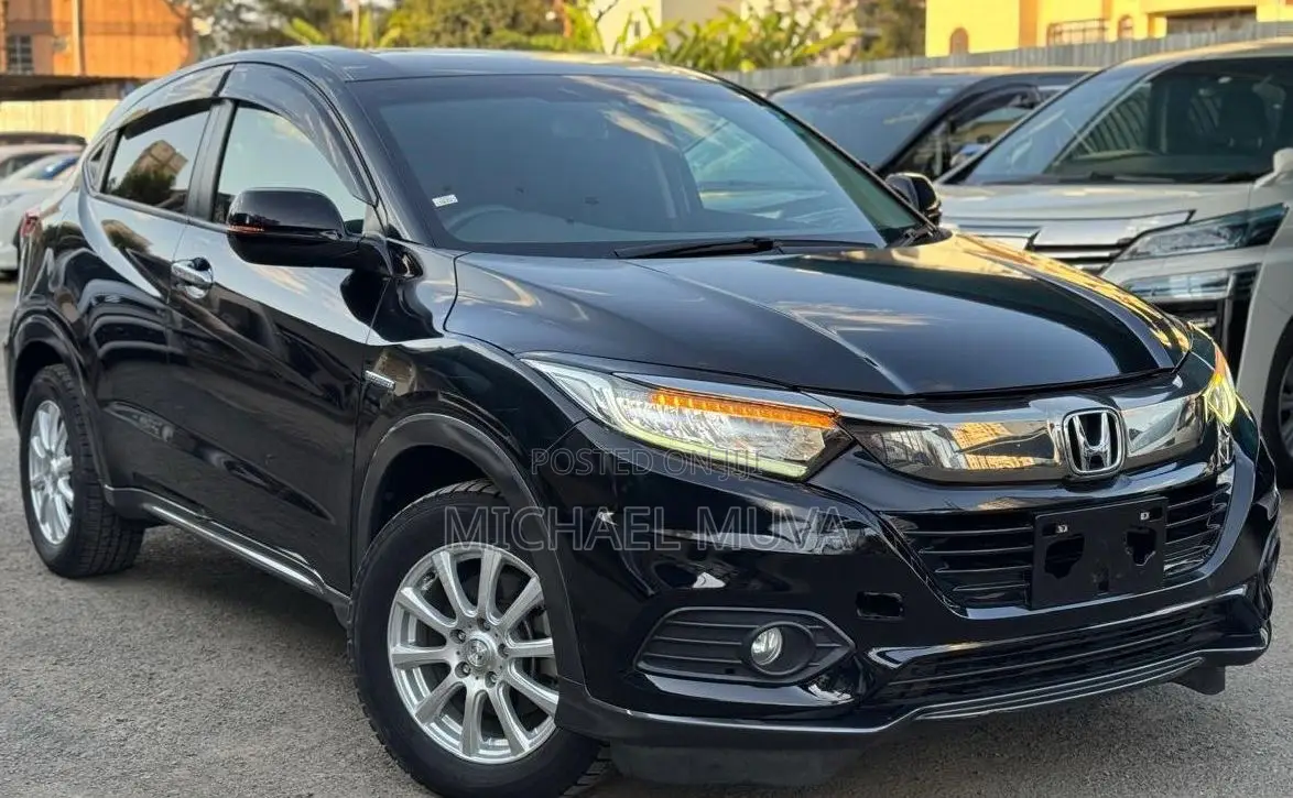 Honda Vezel 1.5 Hybrid 4WD 2018 Black
