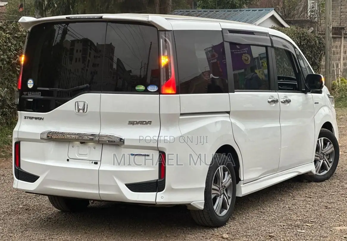 Honda Stepwgn 2018 Pearl