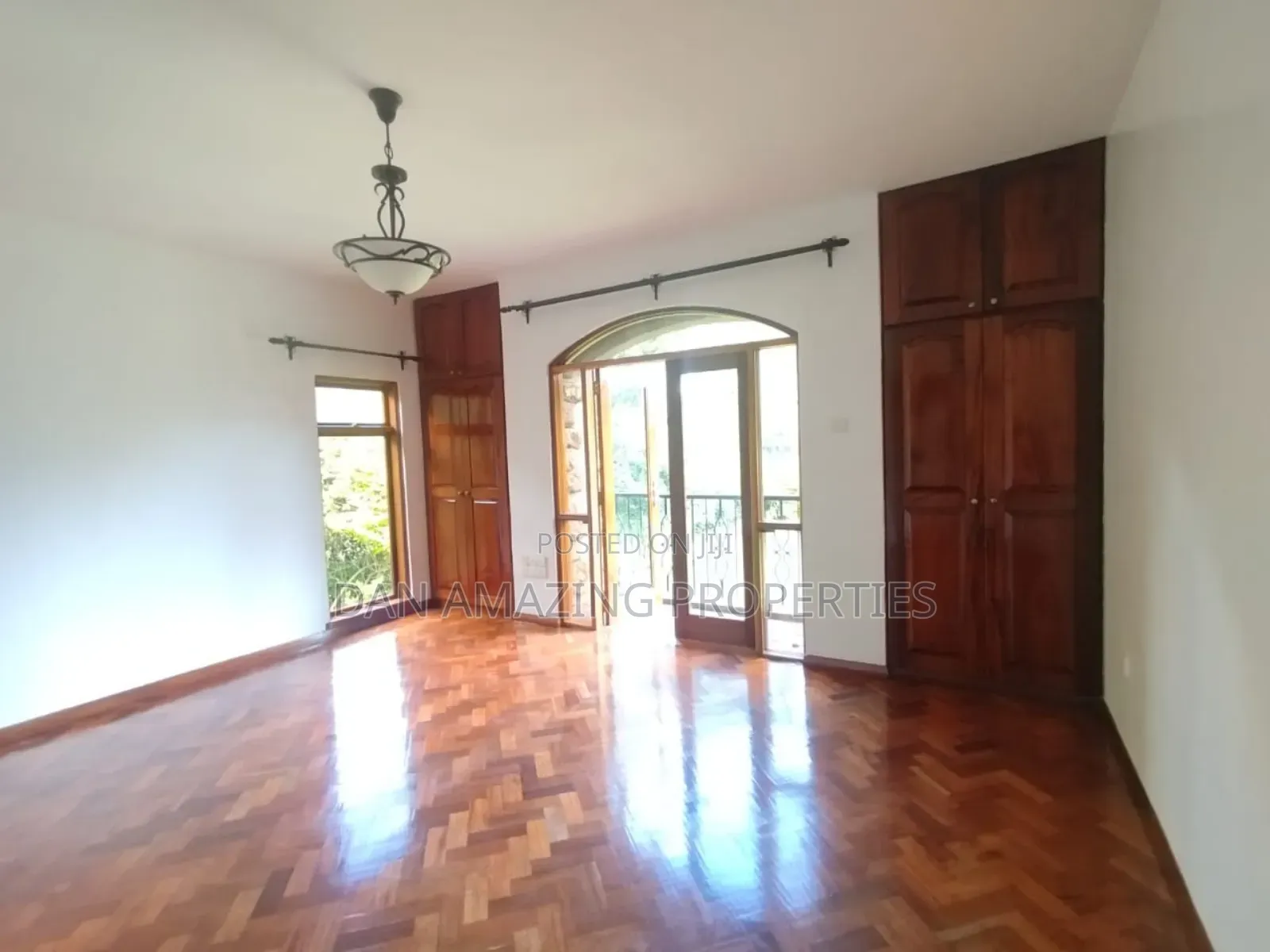 5bdrm Maisonette in Windridge Plus Dsq, Karen for rent