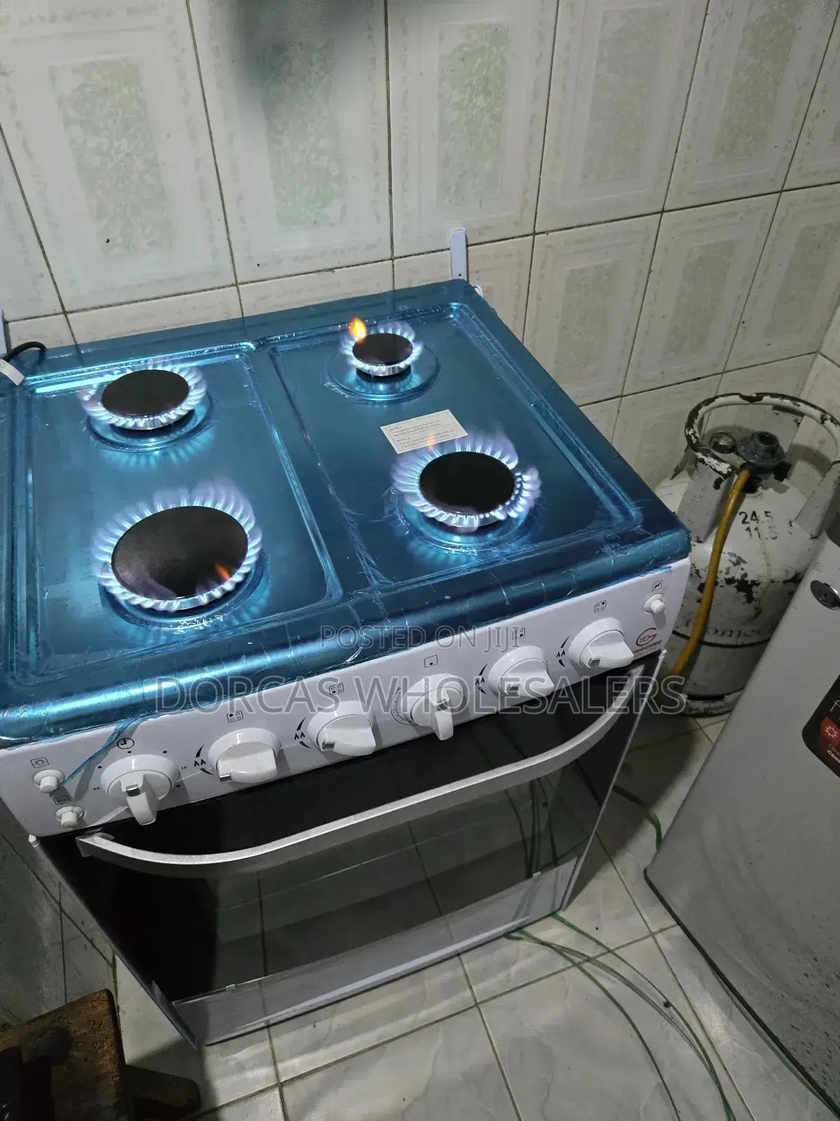Standing Cooker 60 by 60 Full Gas Eurochef