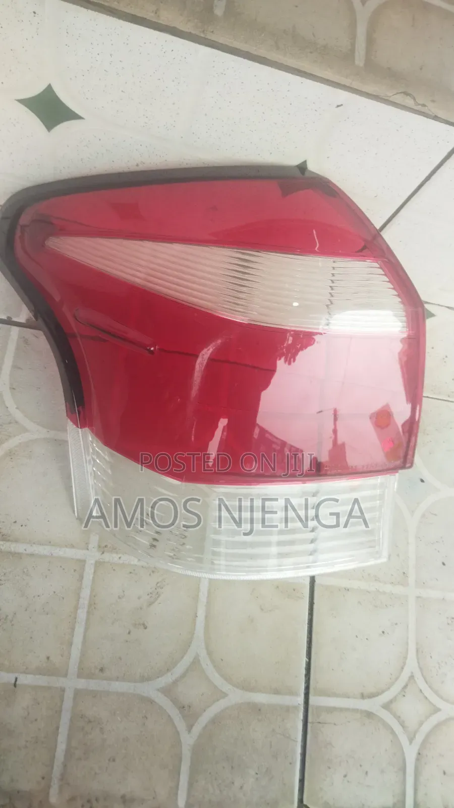 Toyota Fielder 165 Tailight Lens