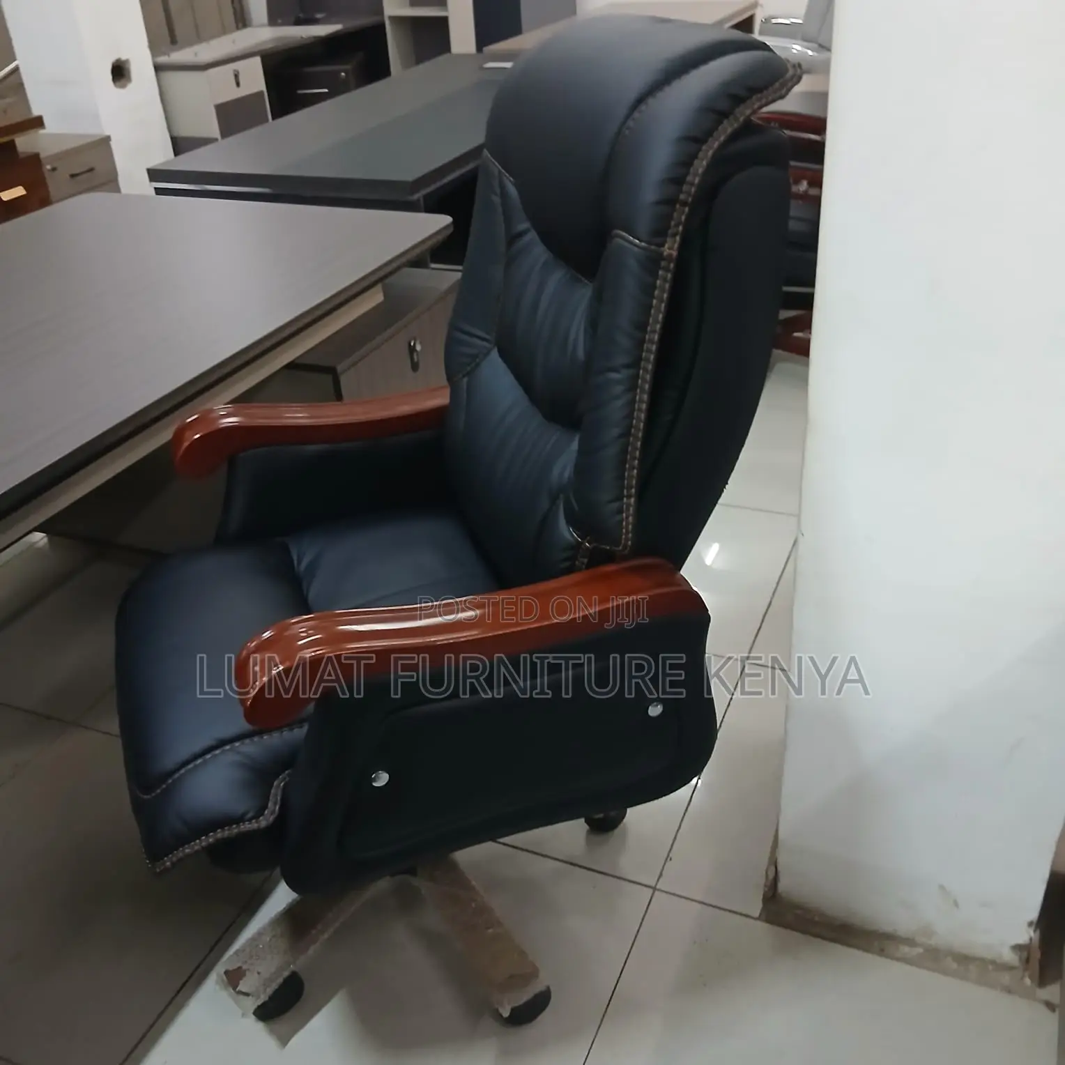 Black Leather Ceo Recliner Office Seat