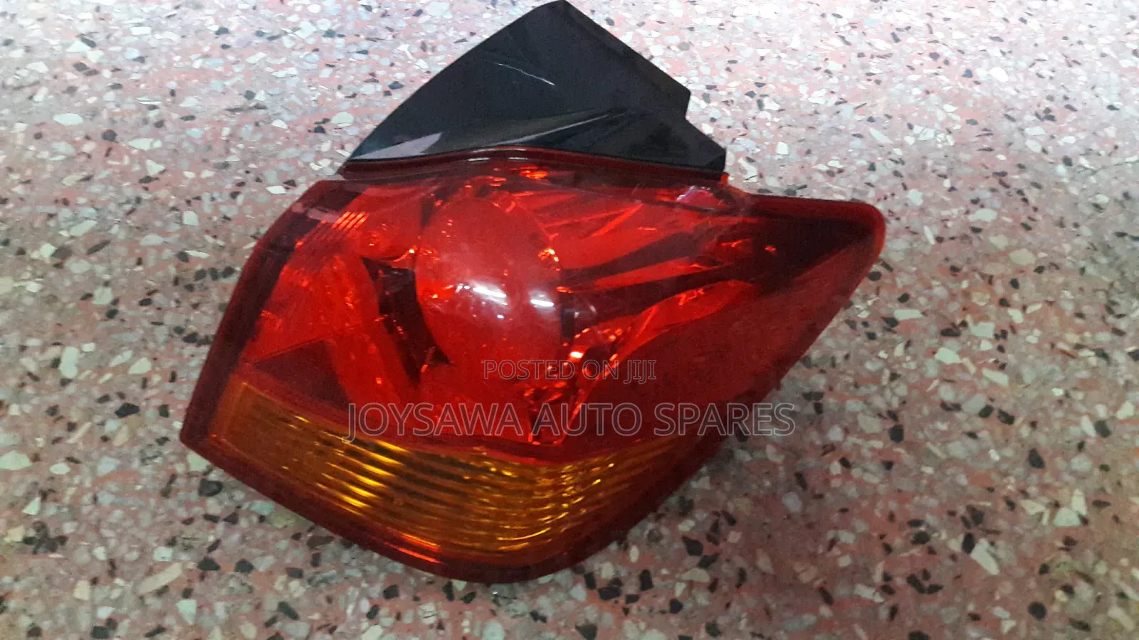 Mitsubishi RVR 2012 Taillight