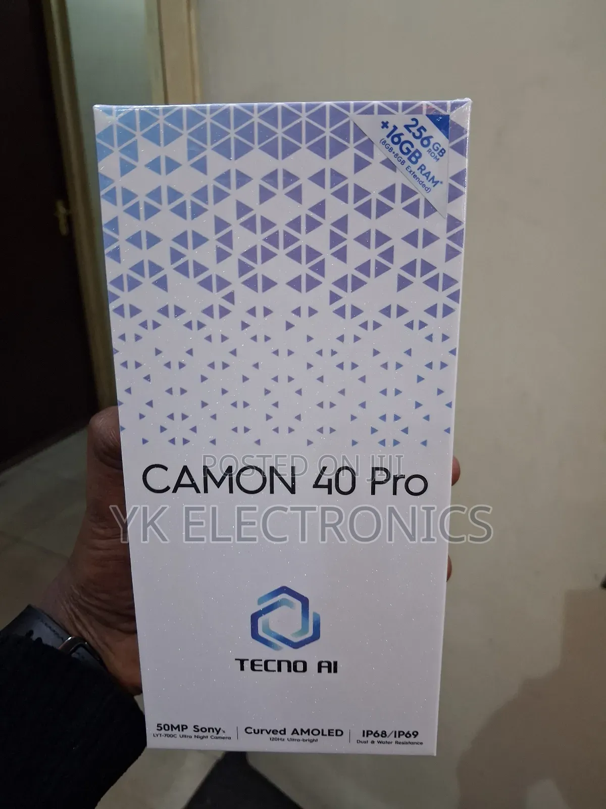 New Tecno Camon 40 Pro 256 GB White