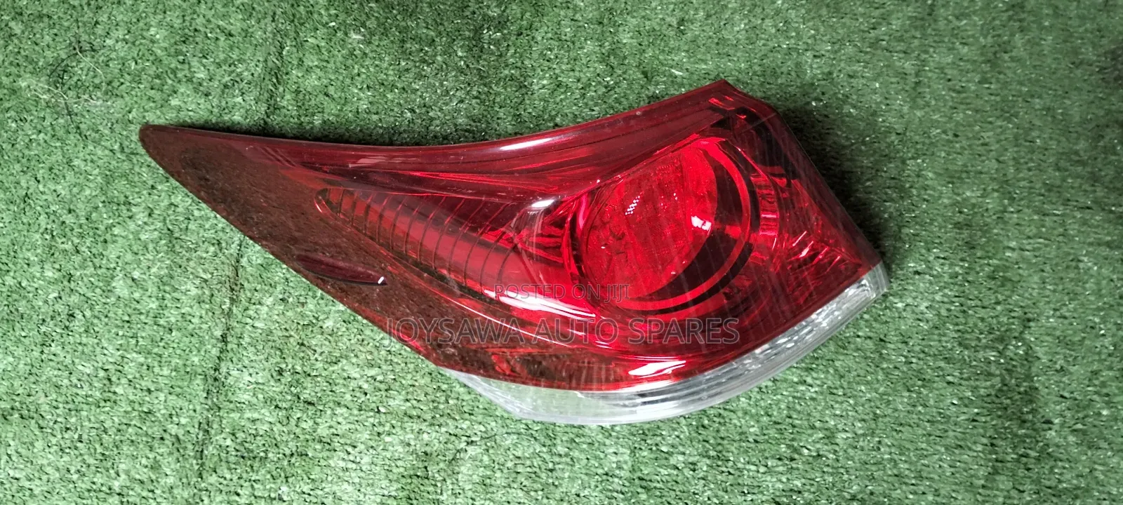Toyota Crown Athlete 2015 Taillight