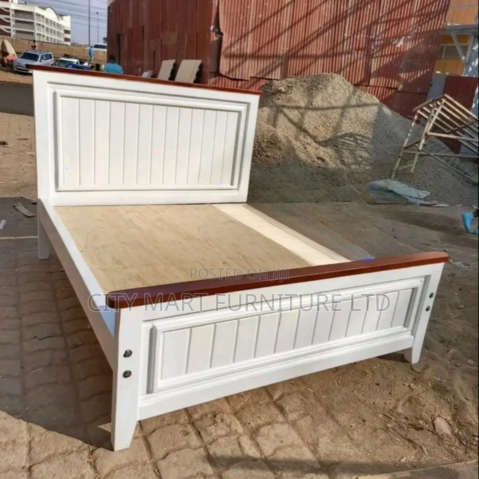 Premium-Grade Board Beds