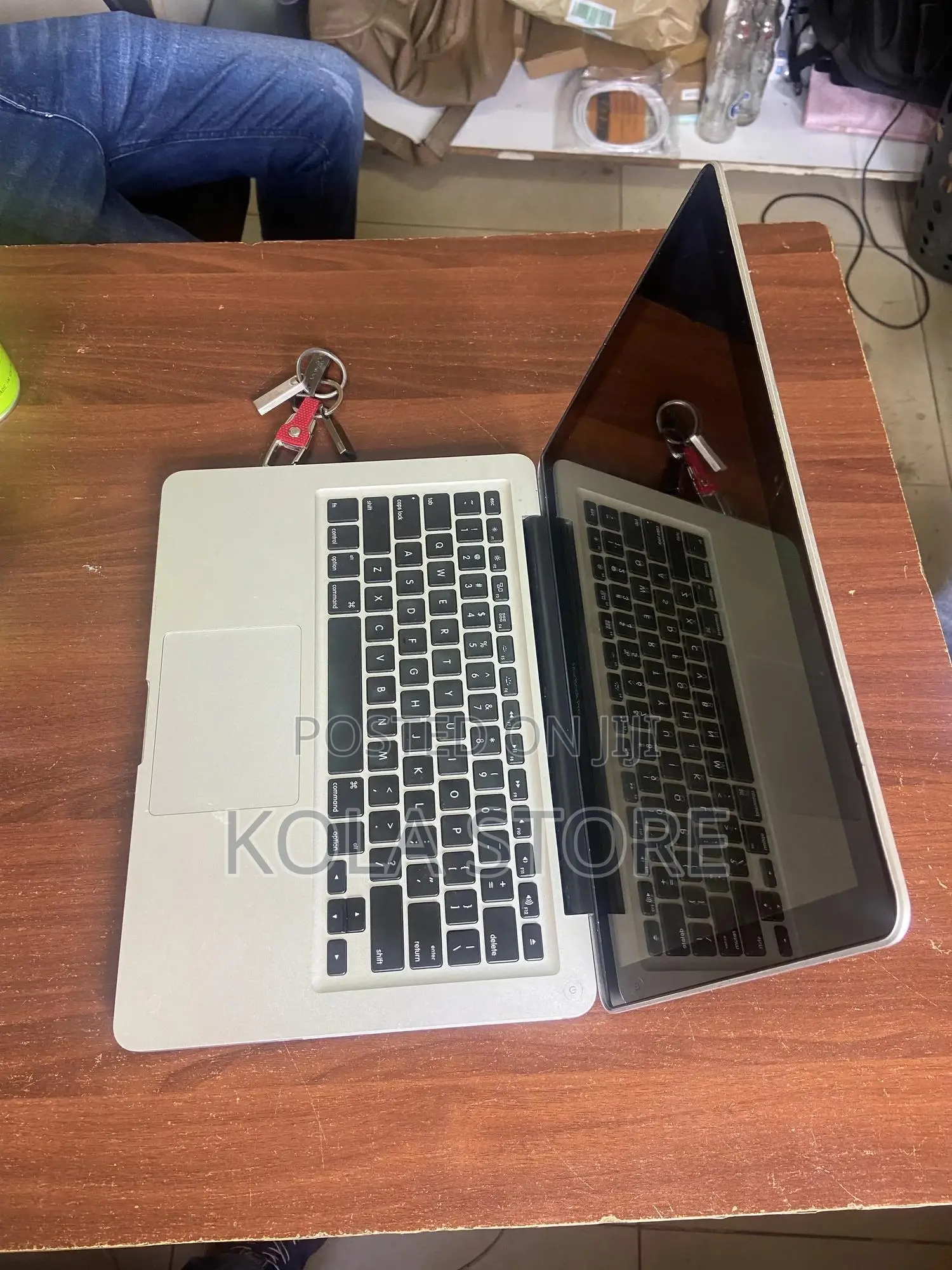 Laptop Apple MacBook Pro 8GB Intel Core I5 HDD 500GB