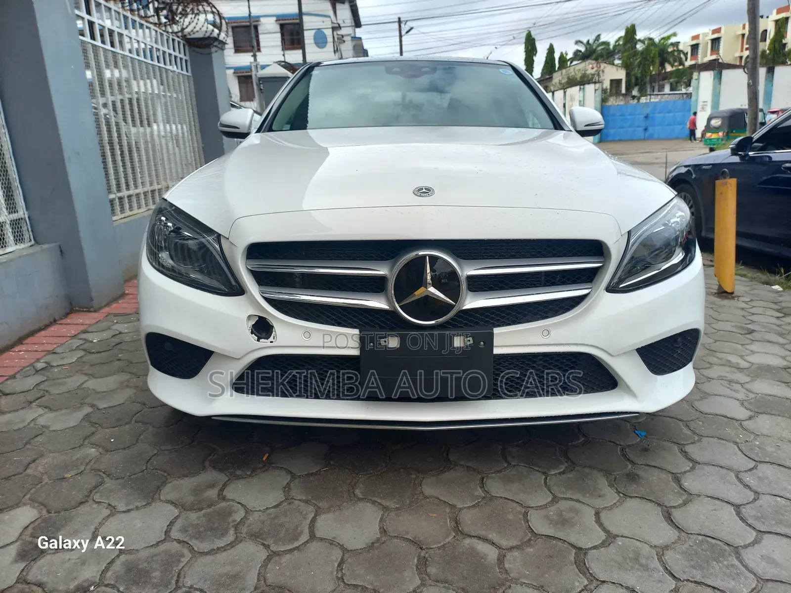 Mercedes-Benz C200 2019 White