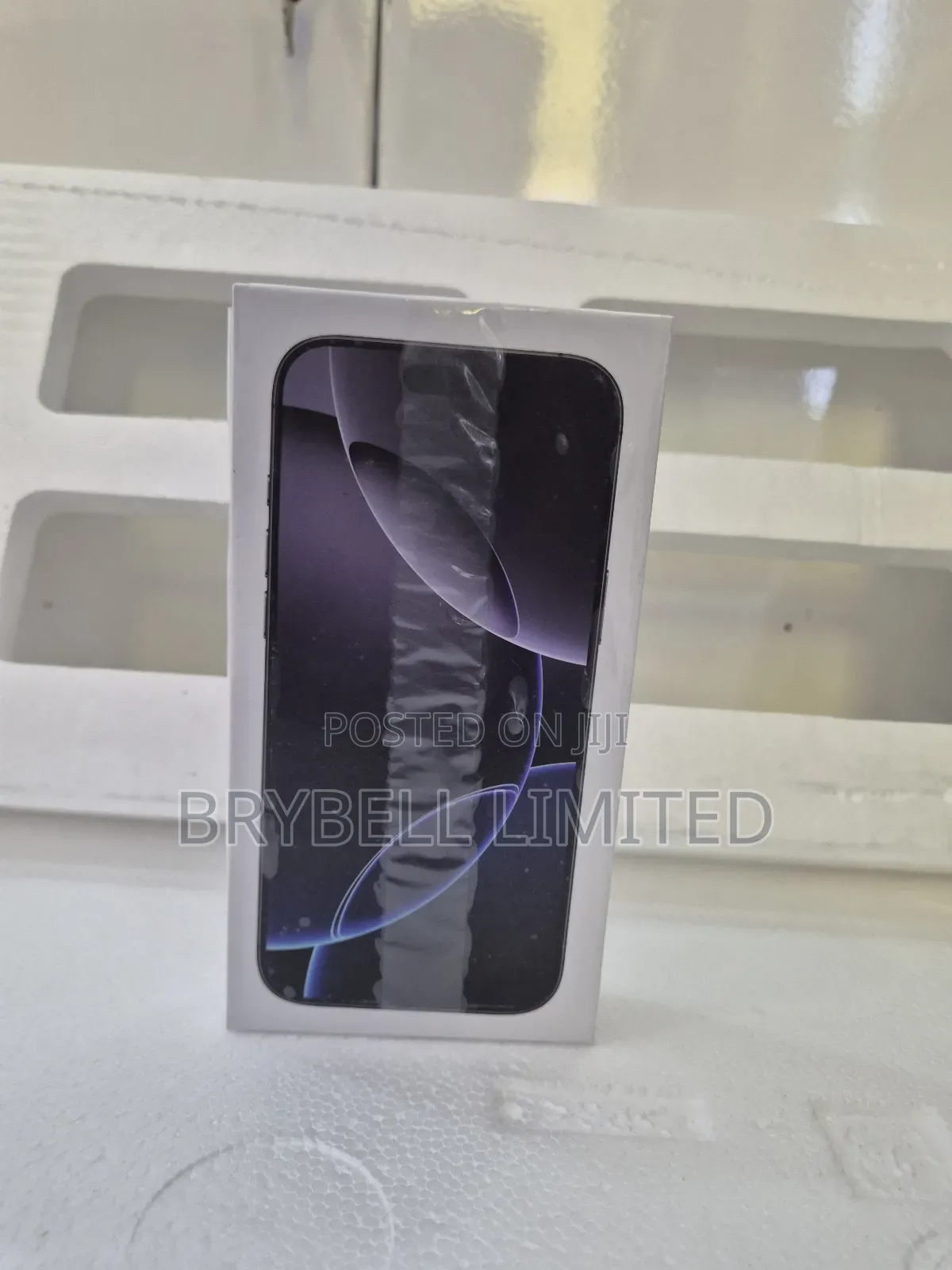 New Apple iPhone 16 Pro Max 256 GB Black