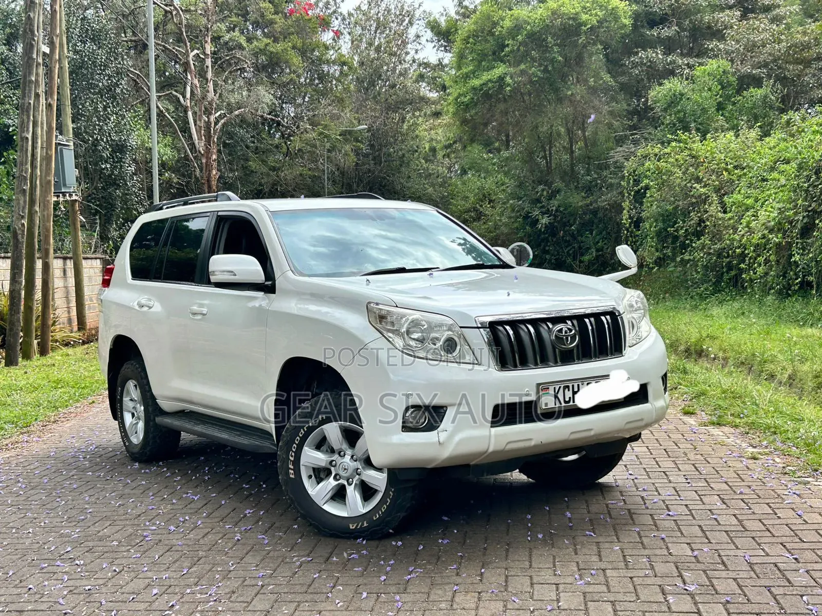 Toyota Land Cruiser Prado 2.7 i 2012 White