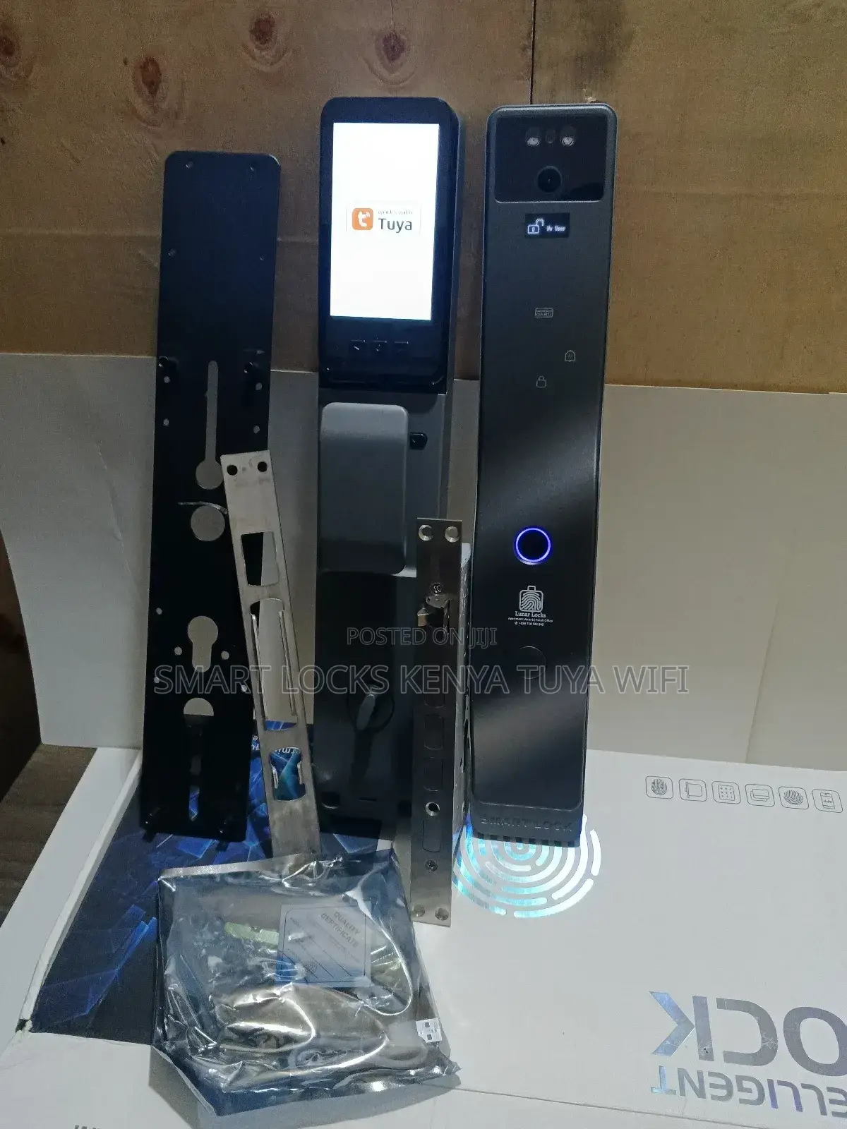 Tuya Remotely 3d Face Recognition Smart Door Lock With Camera