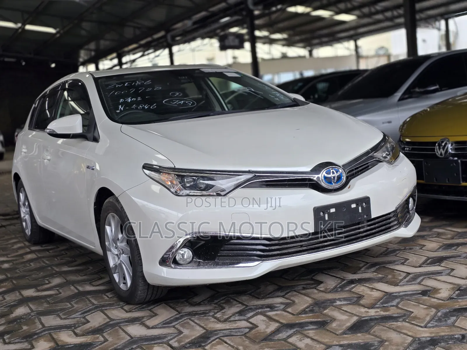 Toyota Auris 2019 White