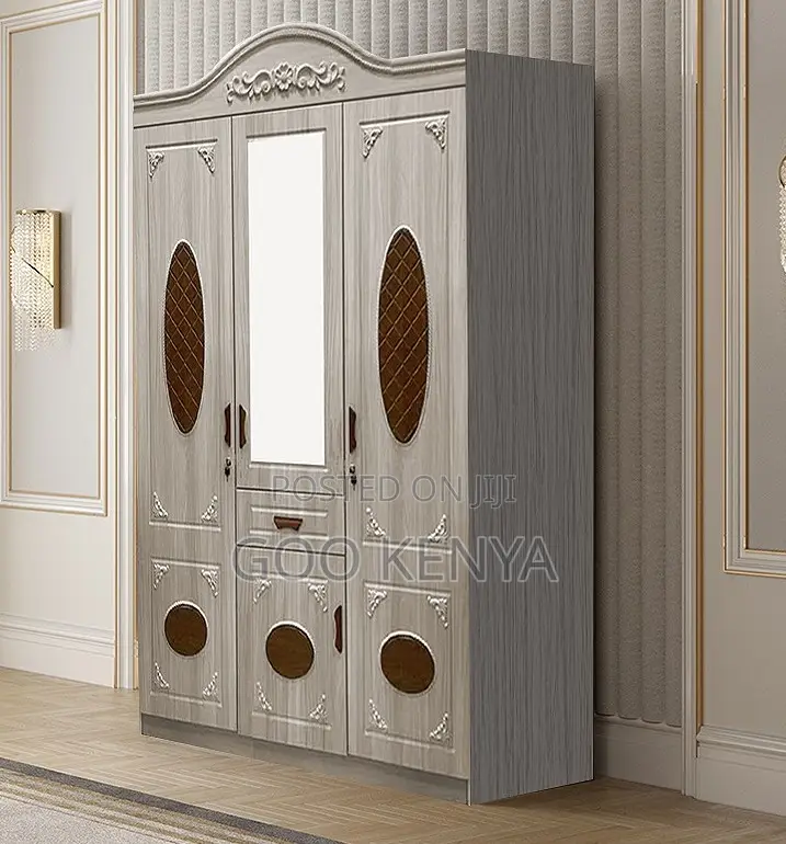 Home Wardrobe; Modern Wooden 3-Door Large Storage Bedroom Wardrobe