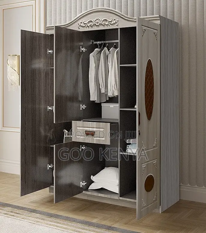 Home Wardrobe; Modern Wooden 3-Door Large Storage Bedroom Wardrobe