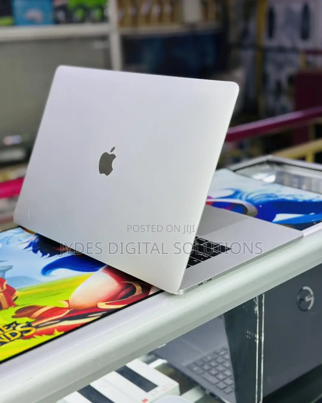 Laptop Apple MacBook Pro 2017 16GB Intel Core I7 SSD 512GB