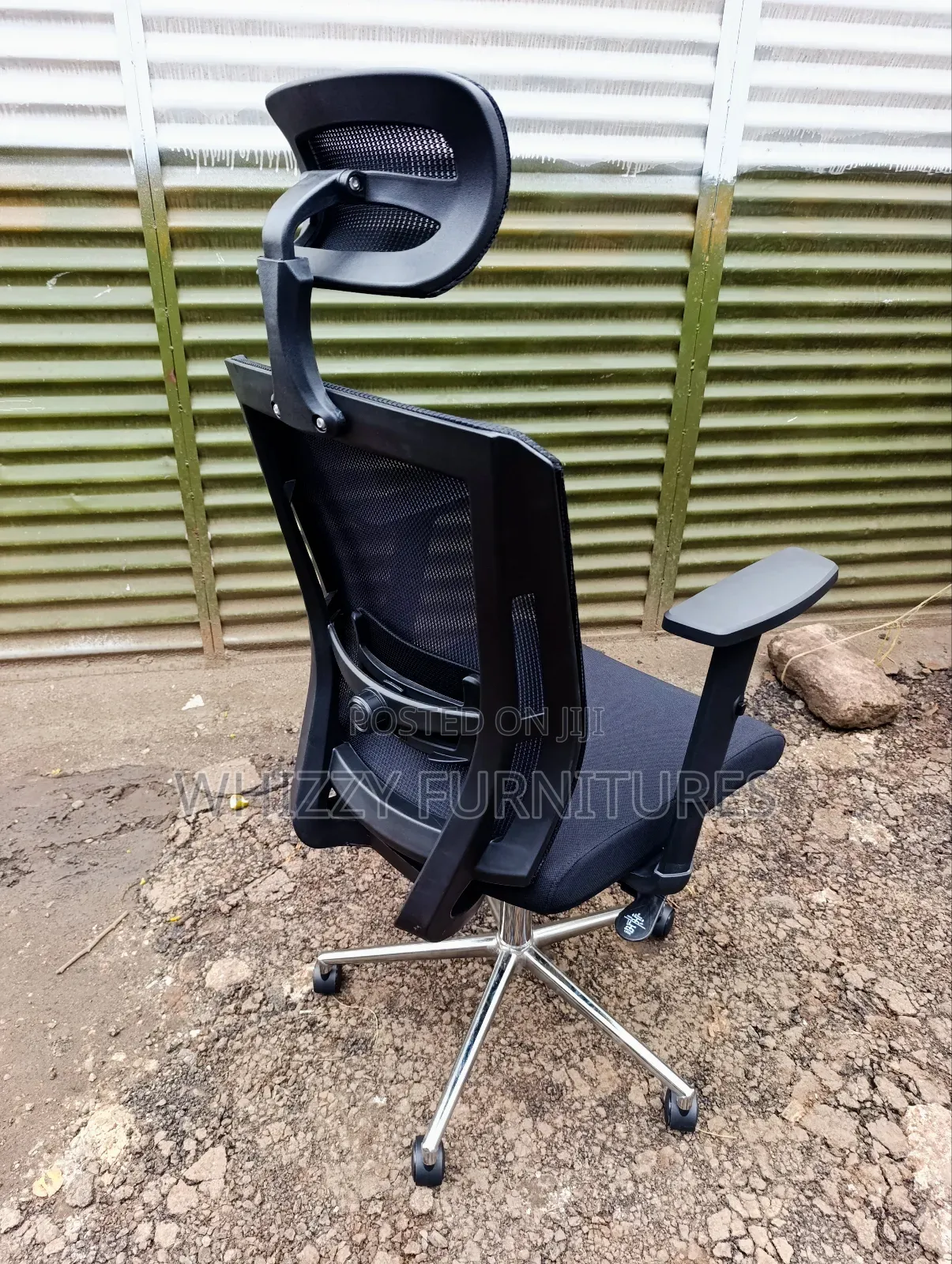Executive Headrest Office Chair.