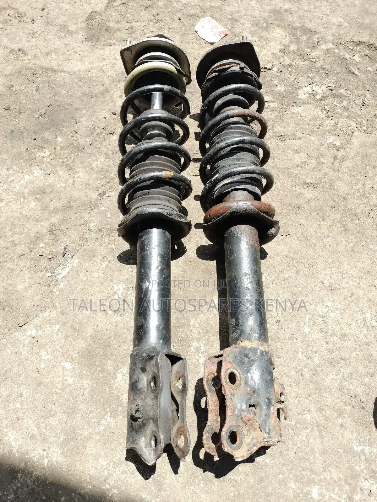 Toyota Passo 2012 Shock