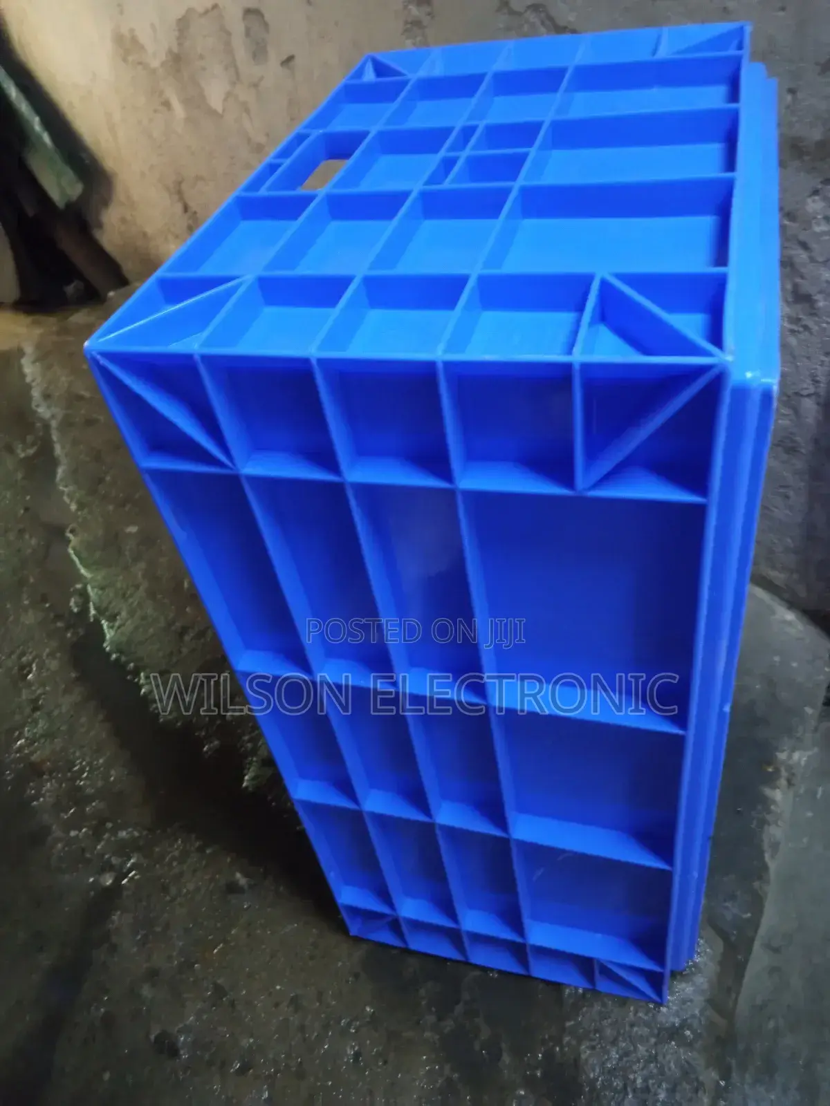 Extra Large Commercial Crate