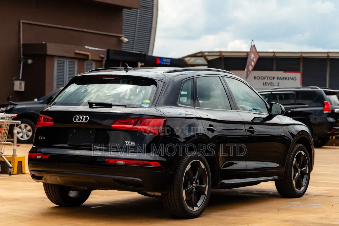 Audi Q5 2.0T Premium AWD quattro 2019 Black