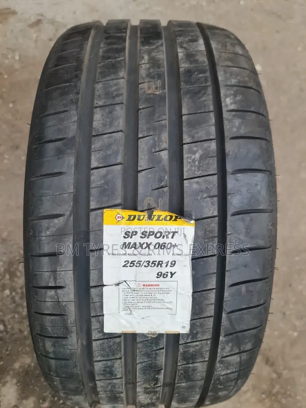 255 /35 R19 Dunlop