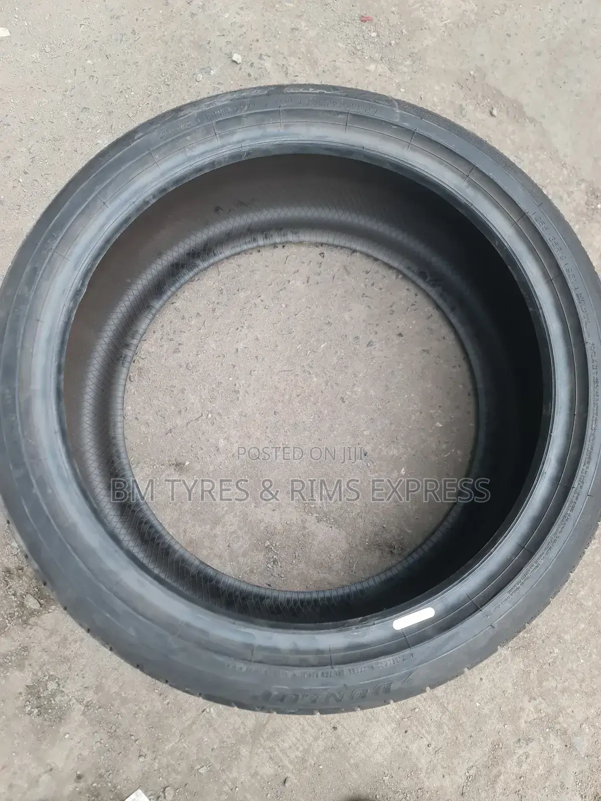 255 /35 R19 Dunlop