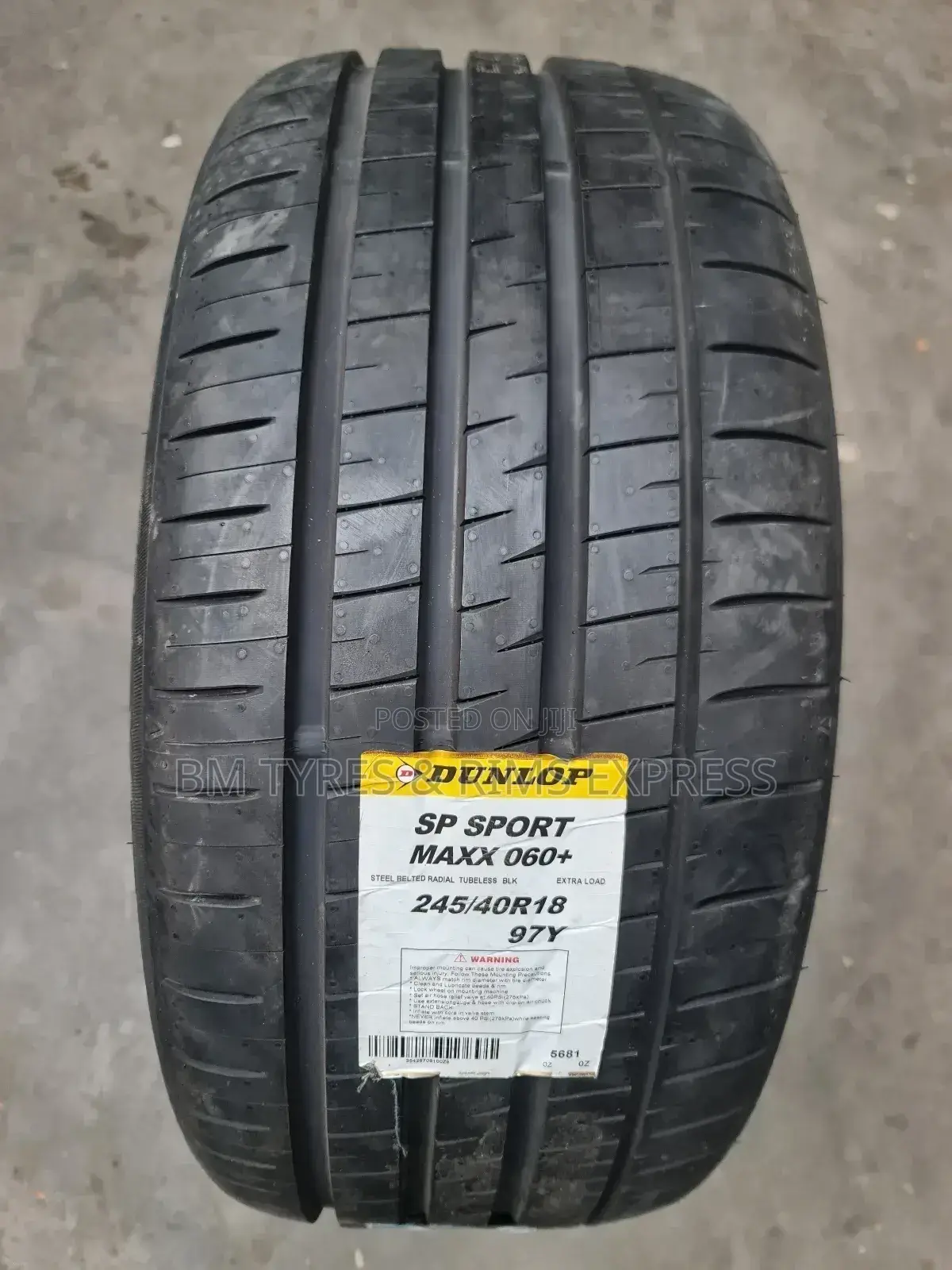245 /40 R18 Dunlop