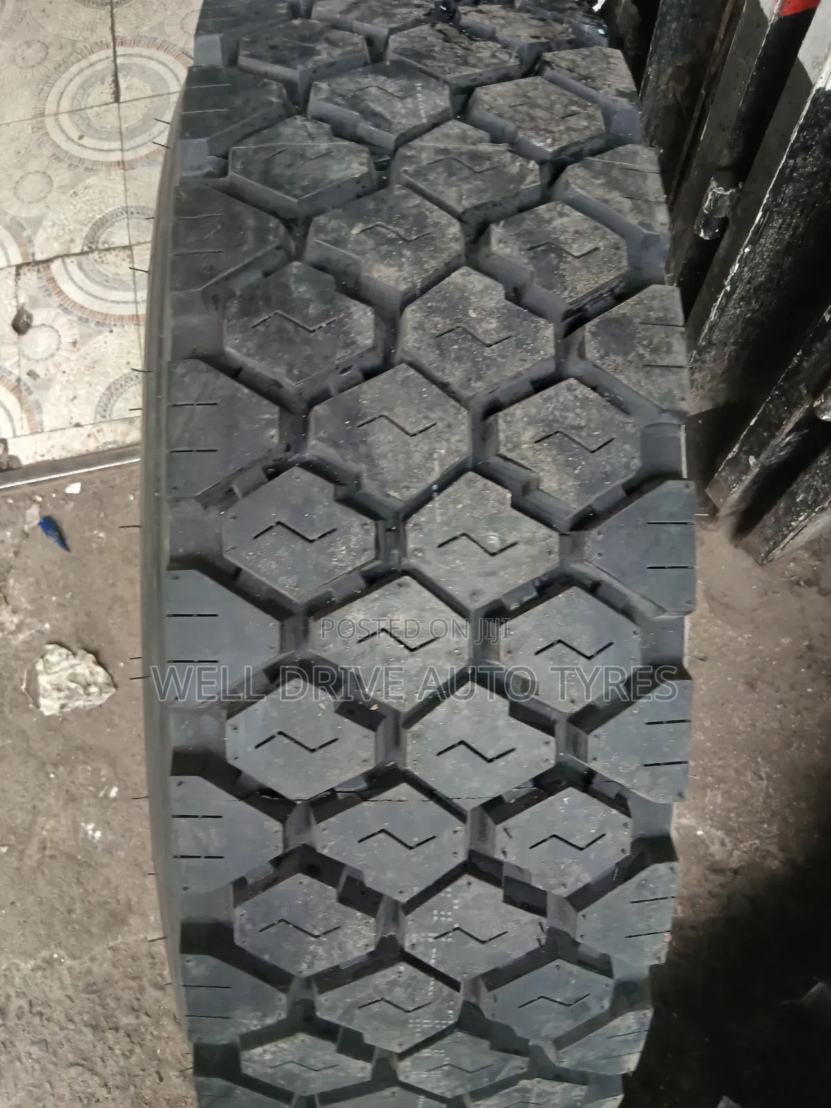 265/70r19.5 Boto Tires Diff