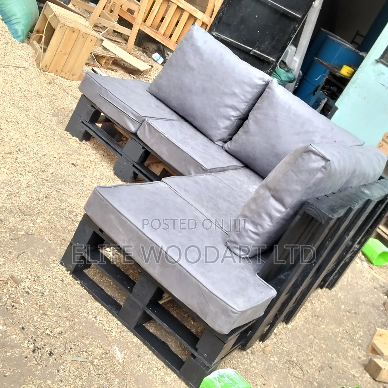 L Seat Pallet Sofa