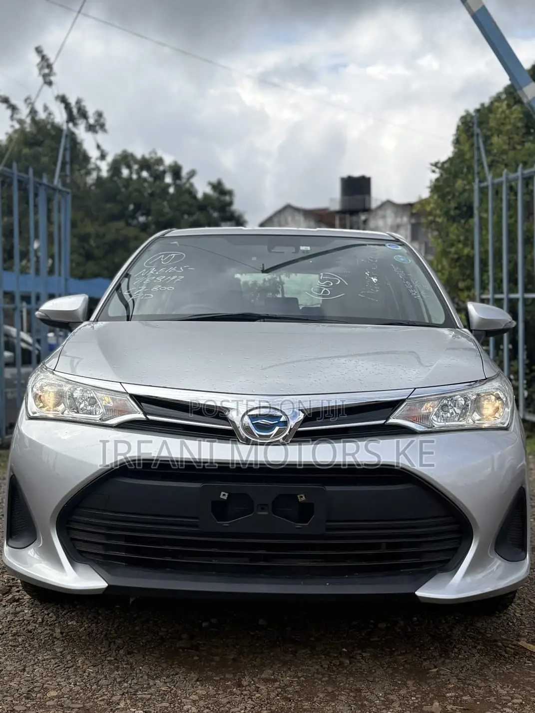 Toyota Corolla Fielder 1.5 Hybrid FWD 2018 Silver