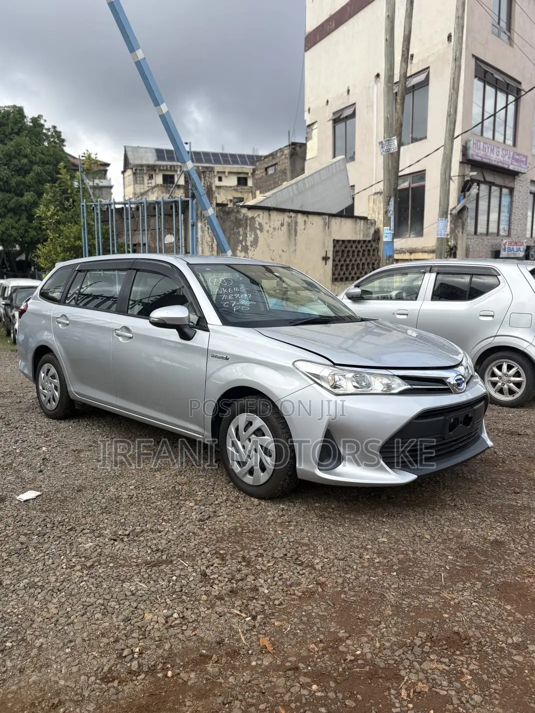 Toyota Corolla Fielder 1.5 Hybrid FWD 2018 Silver