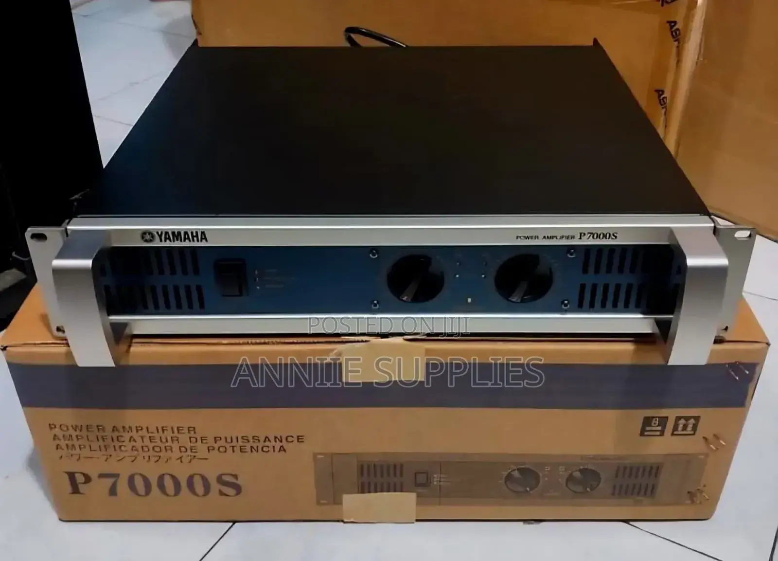 Yamaha Power Amplifier P7000s