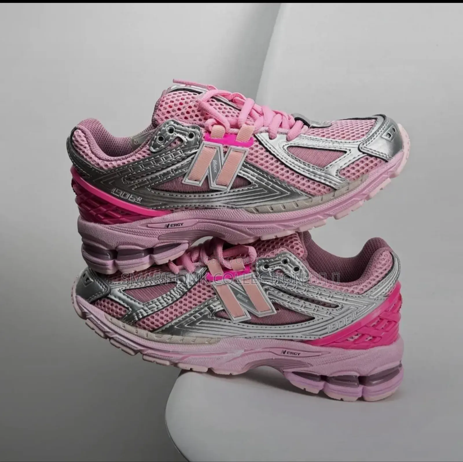 New Balance 1906 Sneakers