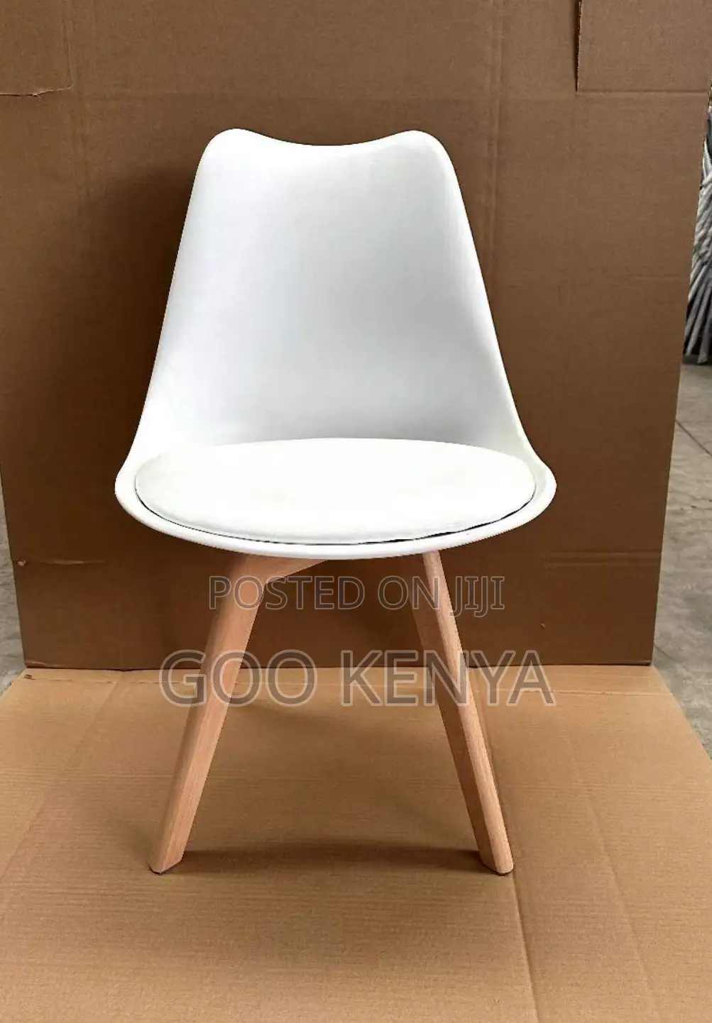 Home Chair; Beech Solid Wood Legs Tulip Style Plastic Chair